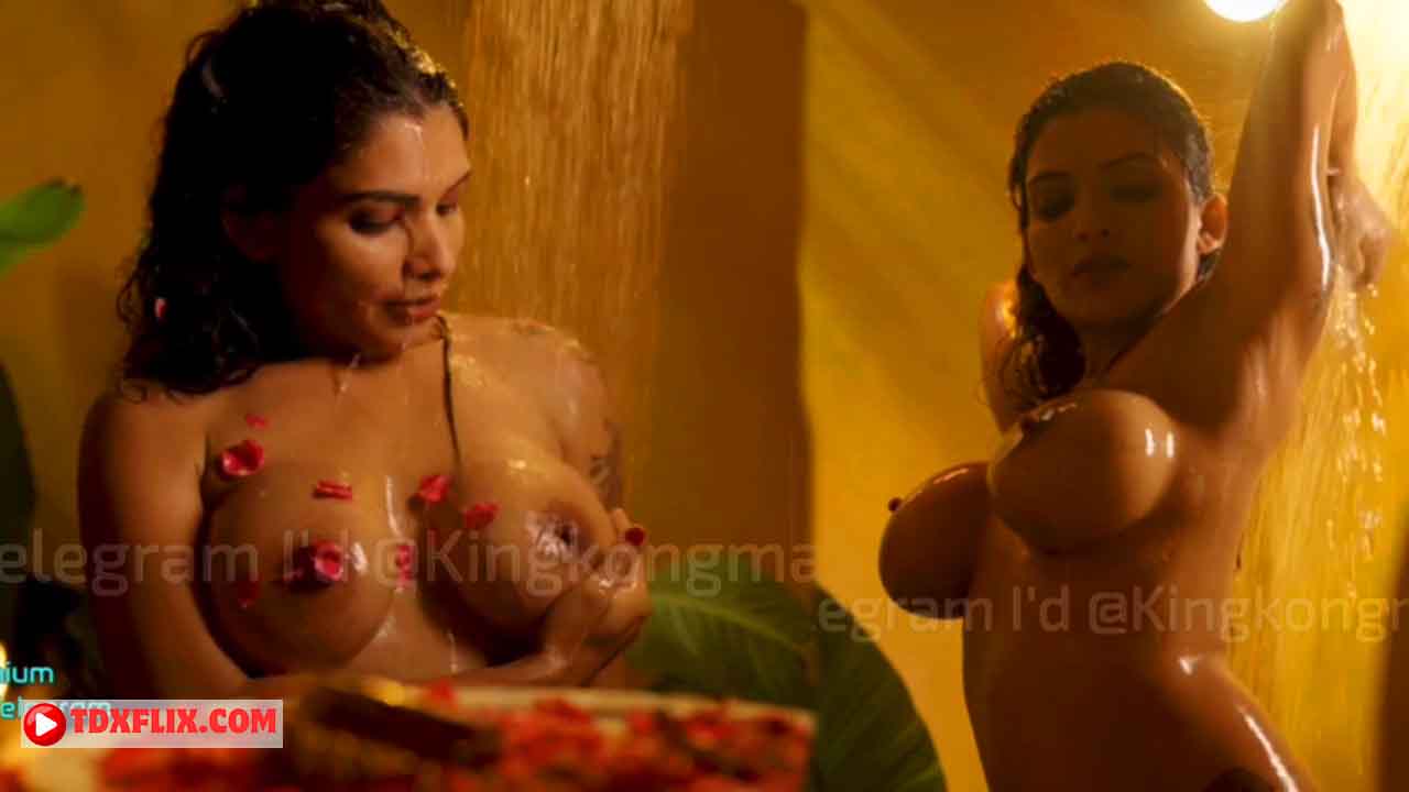Resmi R Nair Nude Royal Bath Video P02